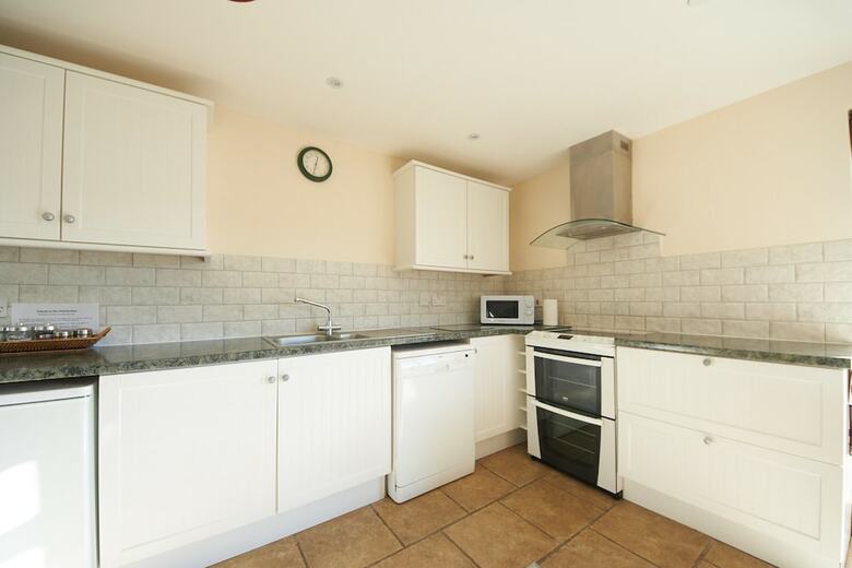 The Victorian Barn Self Catering Holidays With Pool & Hot Tubs