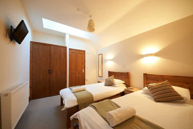 The Victorian Barn Self Catering Holidays With Pool & Hot Tubs
