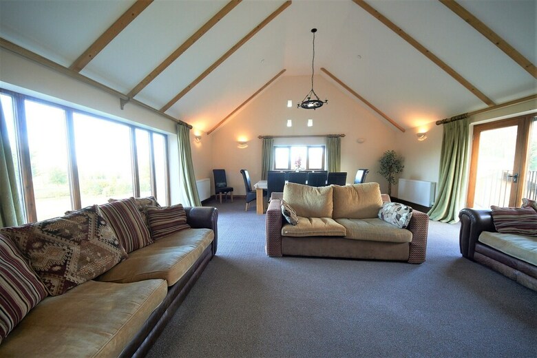 The Victorian Barn Self Catering Holidays With Pool & Hot Tubs