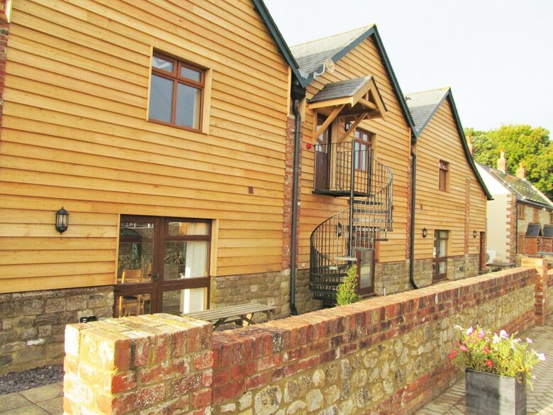 The Victorian Barn Self Catering Holidays With Pool & Hot Tubs