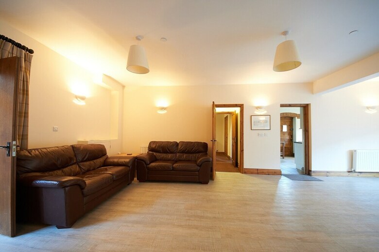 The Victorian Barn Self Catering Holidays With Pool & Hot Tubs