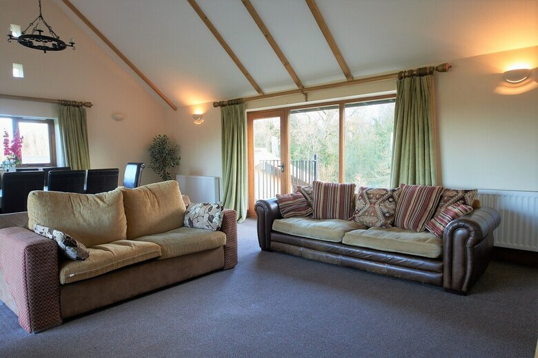 The Victorian Barn Self Catering Holidays With Pool & Hot Tubs