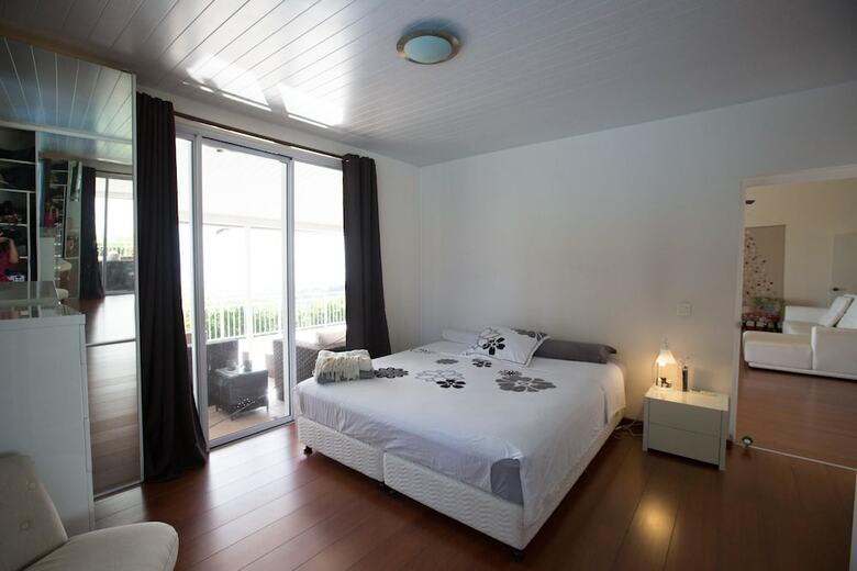 Villa Pamatai Villa 4