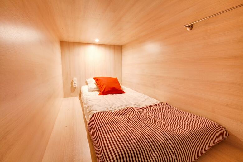 Hostal Dad&cat Capsule Hotel - Hostel