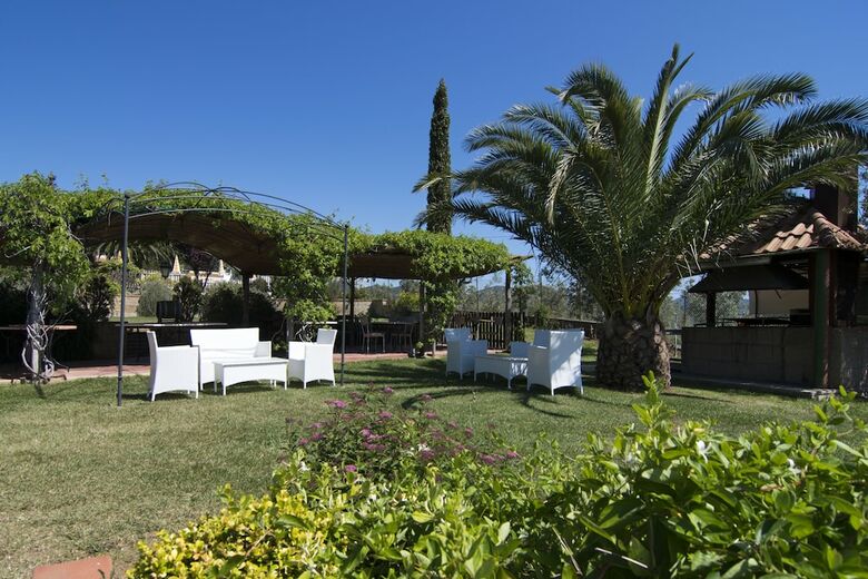 Residencia Rta Costa Etrusca