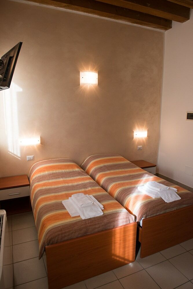 Hostal Domus Clugiae