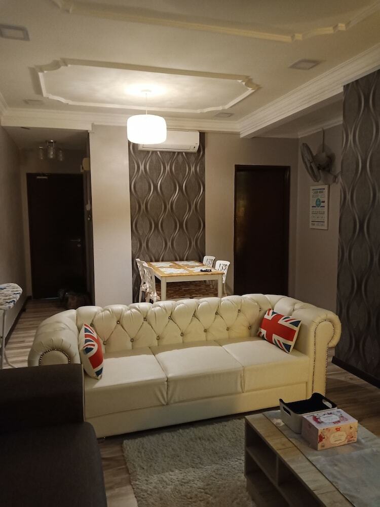 Apartamentos Penginapan Amisu