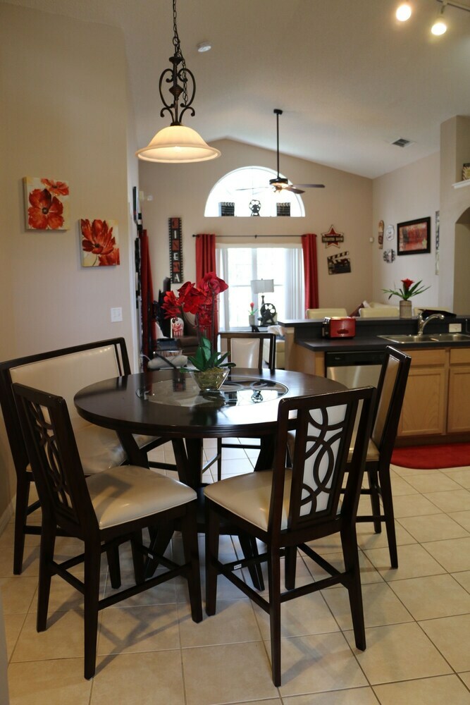 4br 3ba Home In Rolling Hiils By Cv-7901