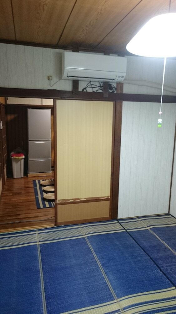 Hostal Tebiro Beachbackpackers