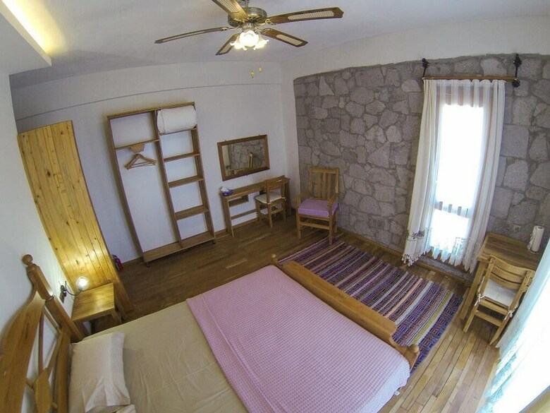 Bed & Breakfast Farmidaya Biotel