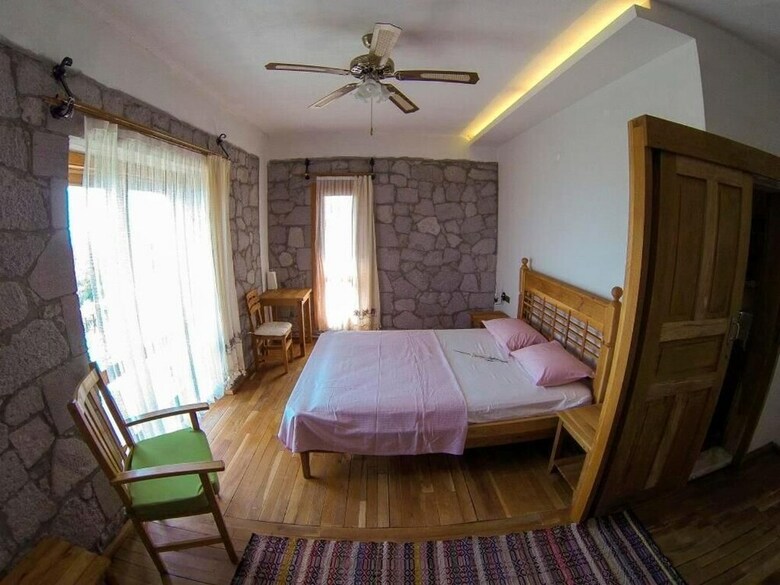 Bed & Breakfast Farmidaya Biotel