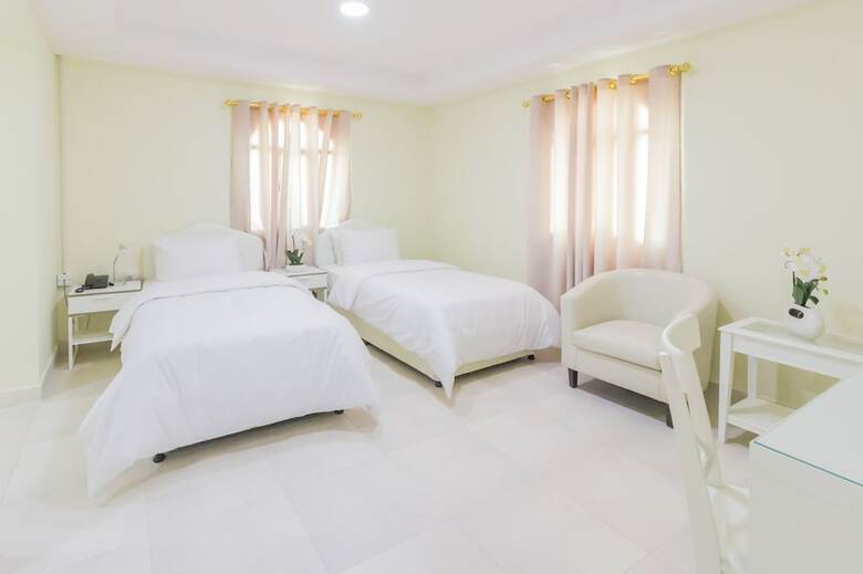 Al Jisr Hotel