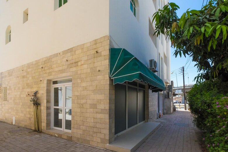 Al Jisr Hotel