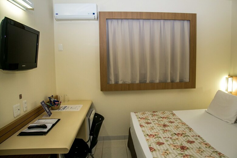 Hotel Caiua Express