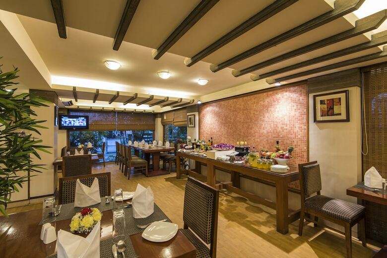 Hotel Park Central