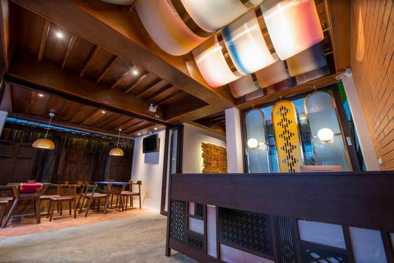 Pah Hotel