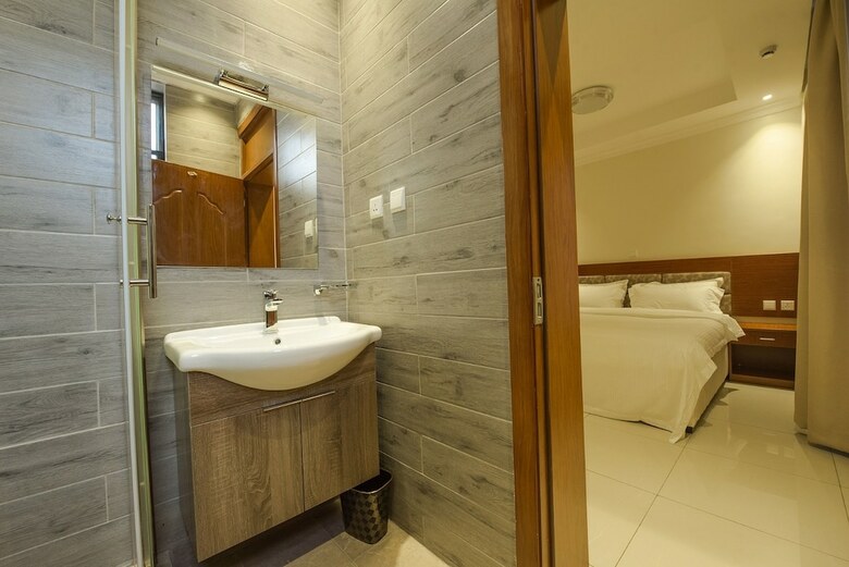 Lexor Apartments