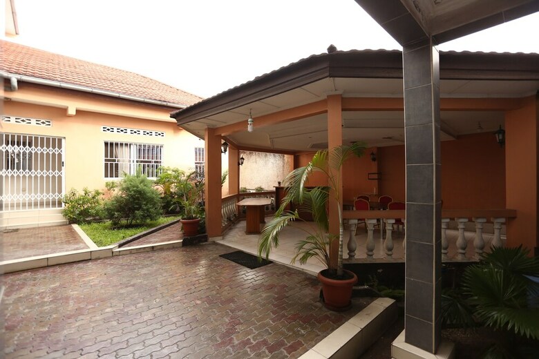 Hotel Kalz Guest House