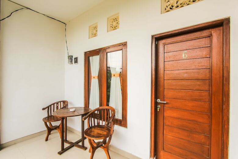 Bed & Breakfast Graha Wedha Kuta