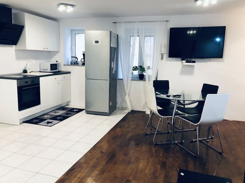 Apartments Mariani - Near Split Riva
