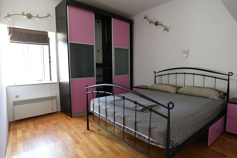 Apartments Mariani - Near Split Riva