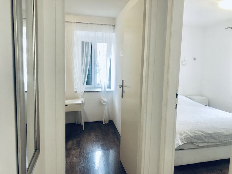 Apartments Mariani - Near Split Riva