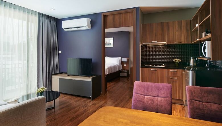 Apartamentos Amp Am House Hotel