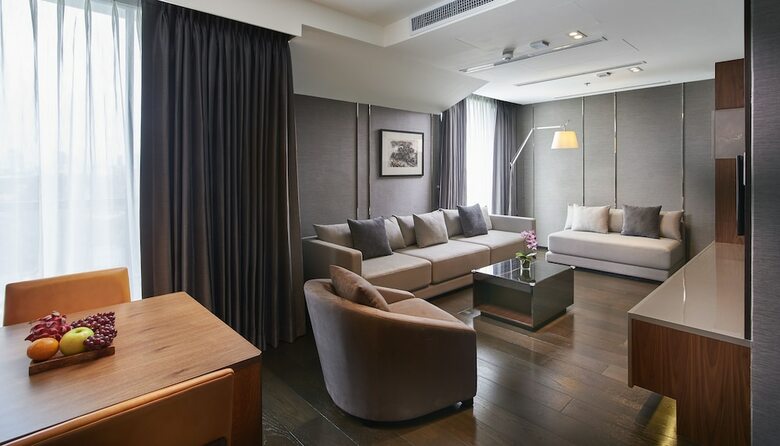 Apartamentos Amp Am House Hotel