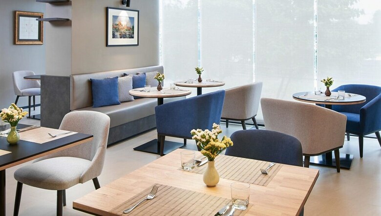Apartamentos Amp Am House Hotel