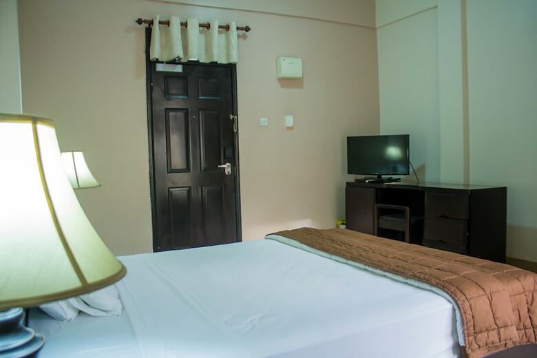Hotel Oceanic Resort