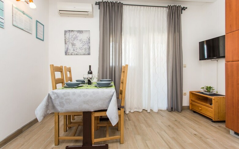 Apartmani Tina