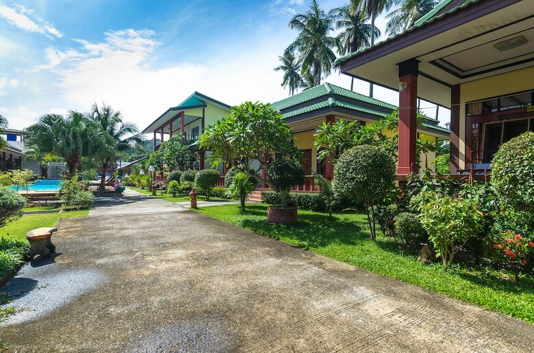 Hotel Sleep In Lanta Resort