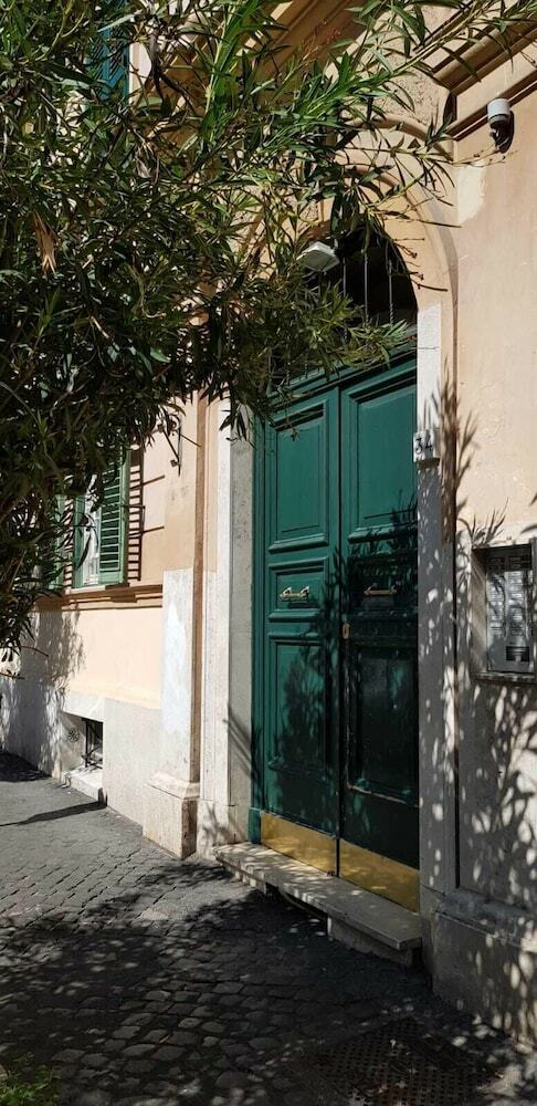 Apartamento Casa Tua Suite Coliseum