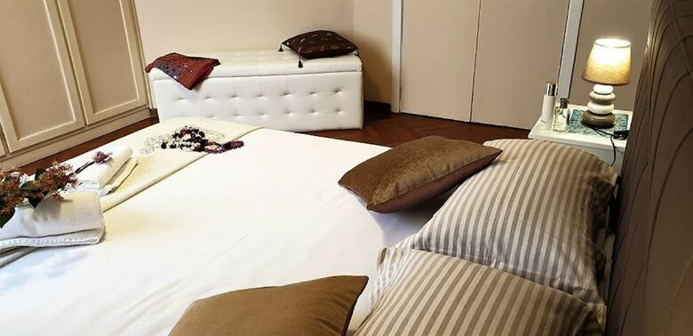 Apartamento Casa Tua Suite Coliseum