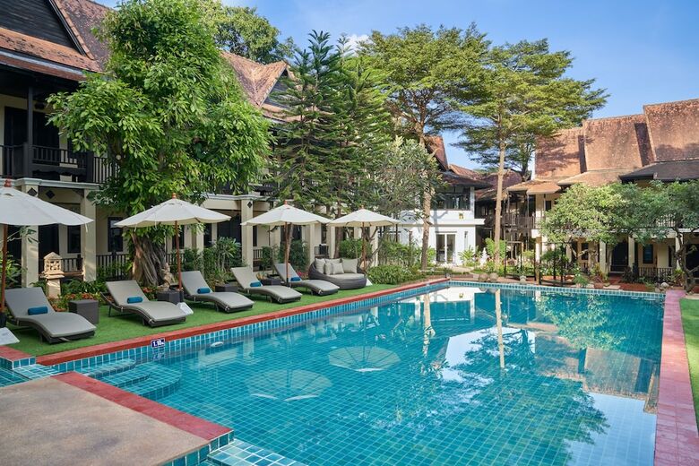 Floral Hotel Ayatana Chiang Mai