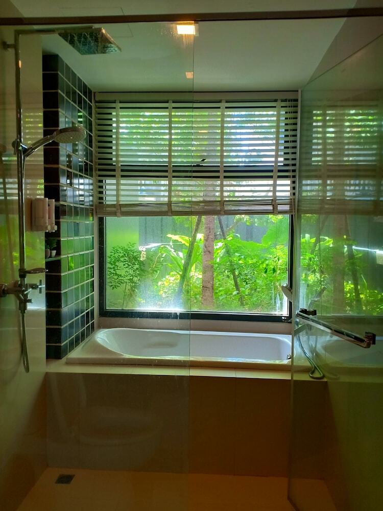 Patong Beach Luxury Condo