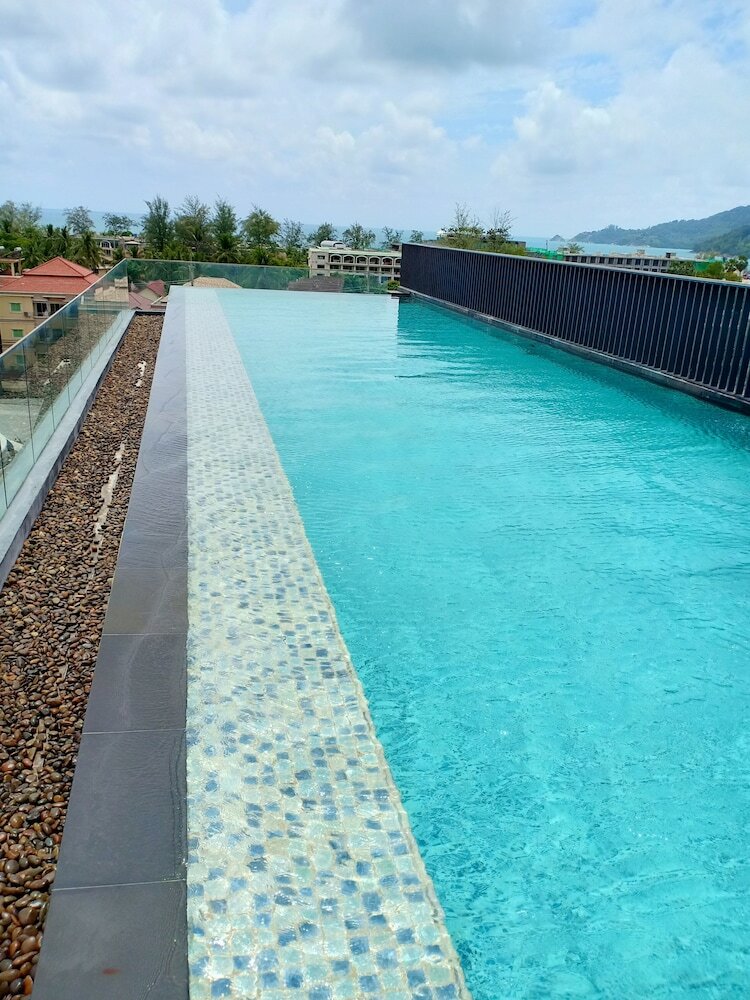 Patong Beach Luxury Condo