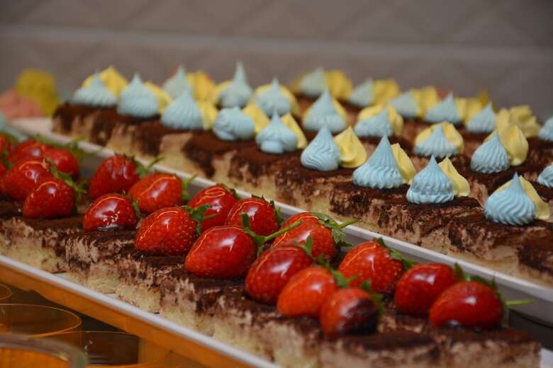 Ayma Hotel
