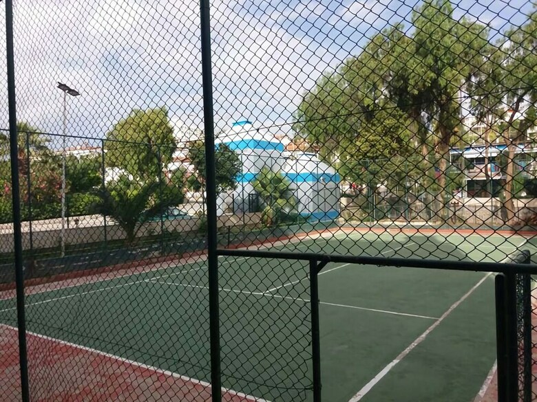 Ayma Hotel