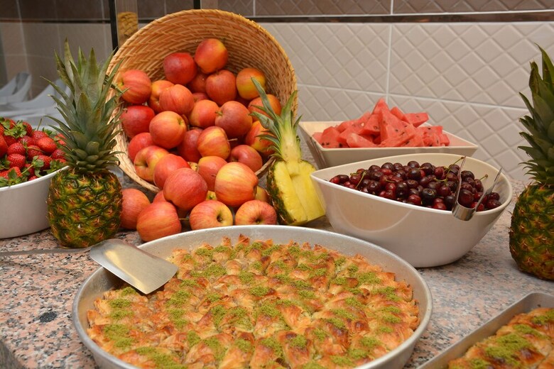 Ayma Hotel