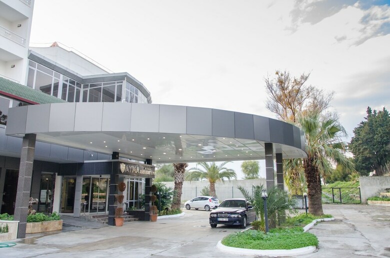 Ayma Hotel