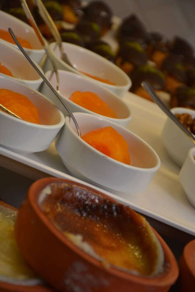 Ayma Hotel