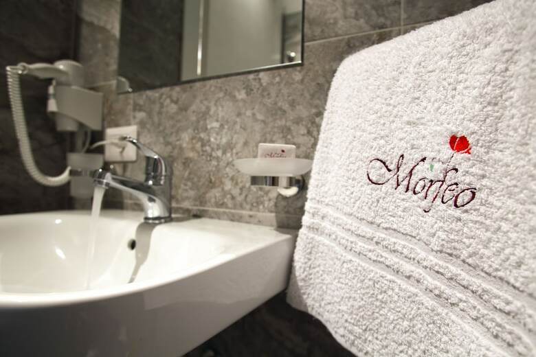 Bed & Breakfast Morfeo Luxury Rooms