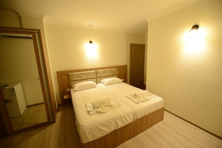 Hotel Aristocrat Batumi
