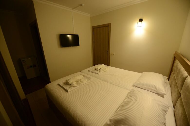 Hotel Aristocrat Batumi