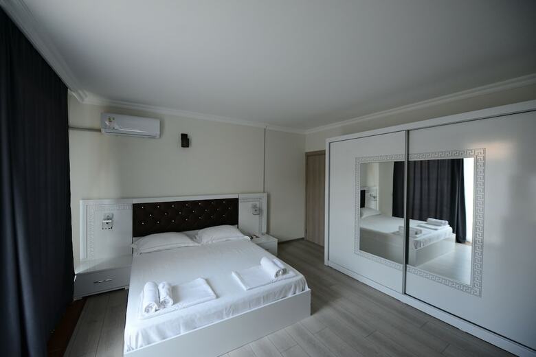 Hotel Aristocrat Batumi
