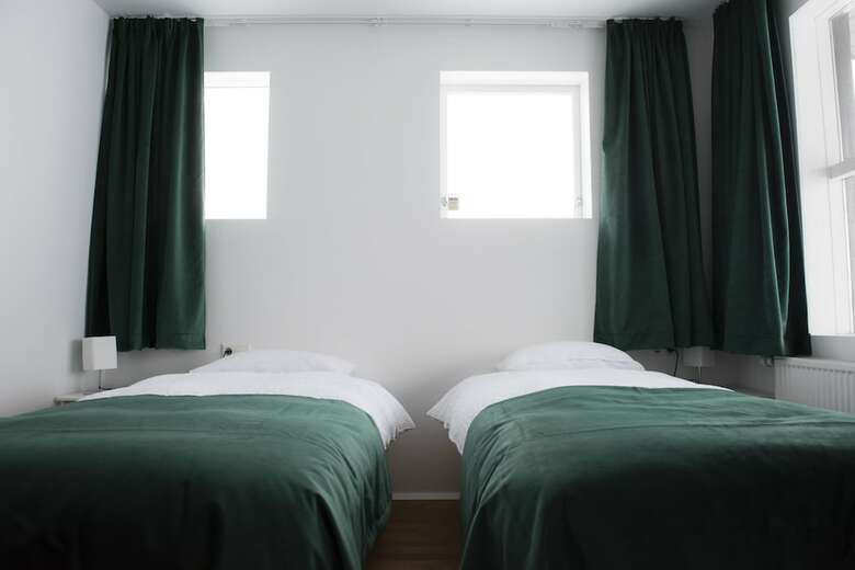 Hotel Media Luna Guesthouse