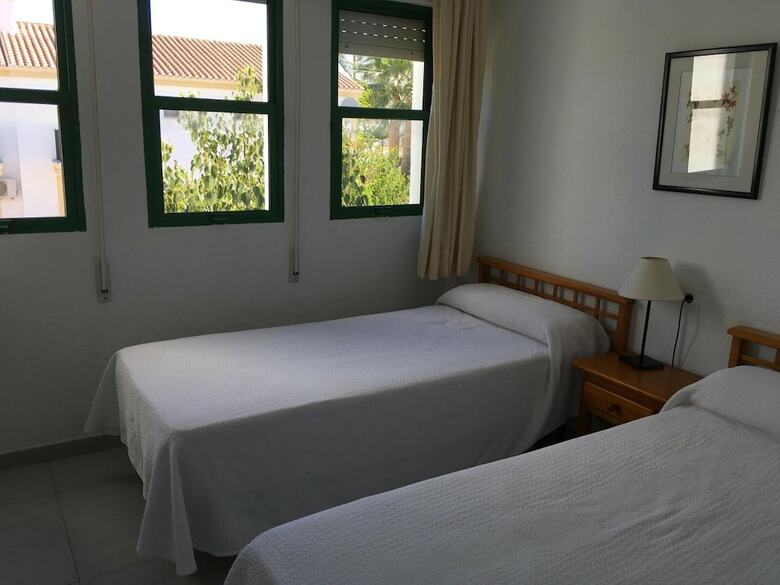 Aparthotel Apartamentos Torrelaguna Sl