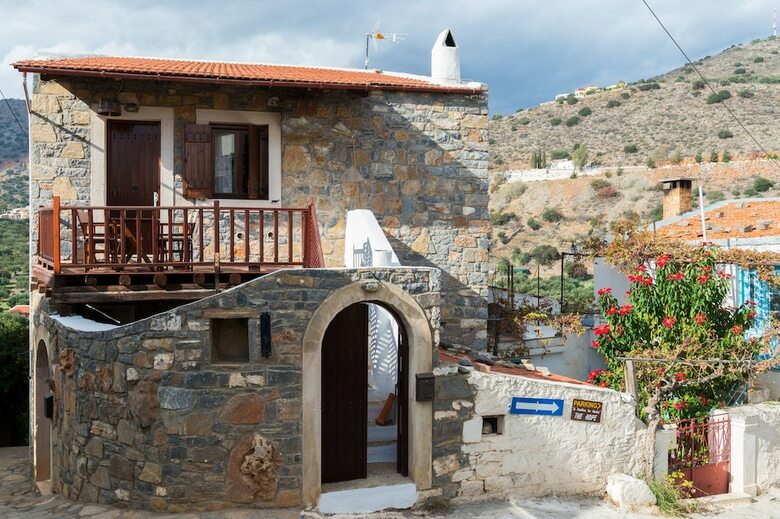 Homes Of Cretan Tradition