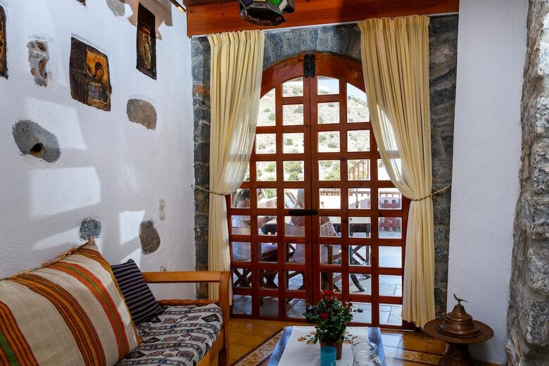 Homes Of Cretan Tradition